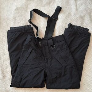 Youth Snow Pants Cargo Pockets and Suspenders Size 12 EUC